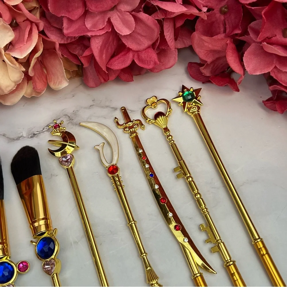 8 Piece Sailor Moon Anime Gold Makeup Brush Set - Picture 10 of 17